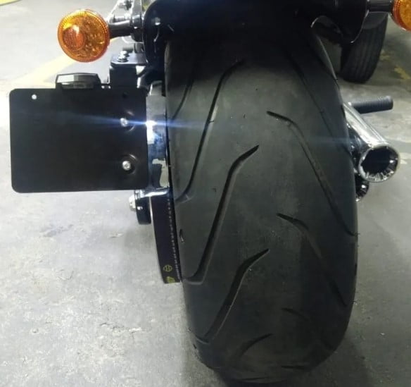 Suporte de Placa Lateral Fat Boy Harley