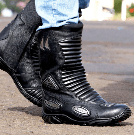 bota de proteção para motociclista