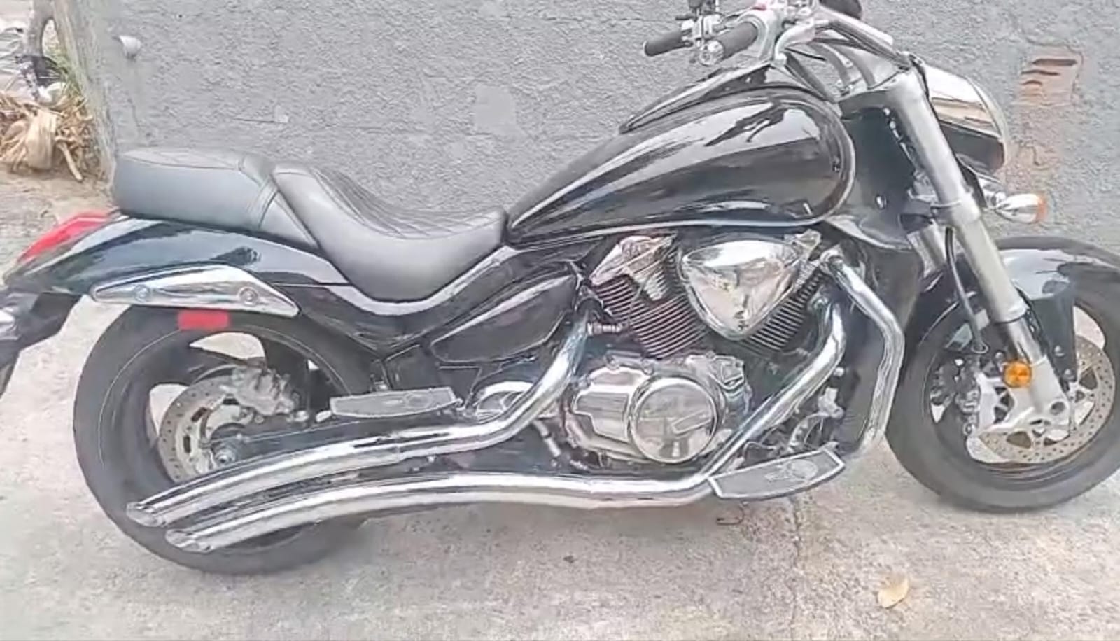 Escapamento JJ Boulevard M1800 Suzuki 